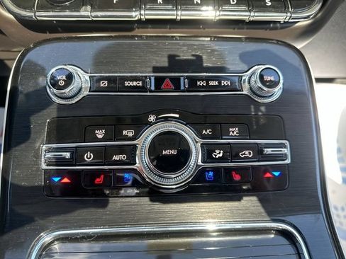 Used 2023 Lincoln Nautilus Black Label AWD/4WD image 19