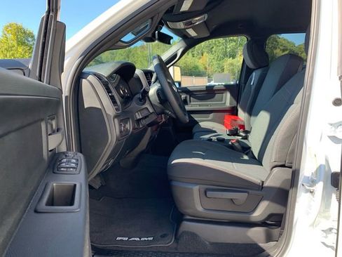 Used 2024 RAM 3500 Tradesman w/ Safety Group image 28