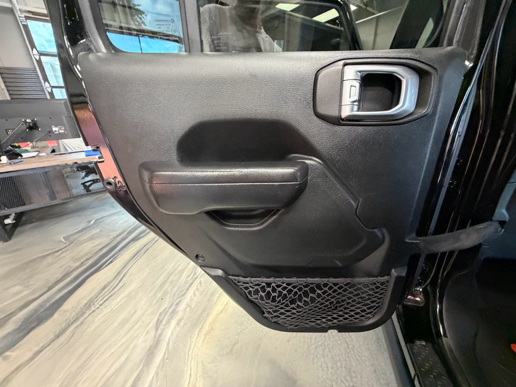 Used 2020 Jeep Gladiator Rubicon AWD/4WD image 54