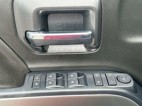 Used 2018 Chevrolet Silverado 1500 LT w/ All Star Edition AWD/4WD image 20
