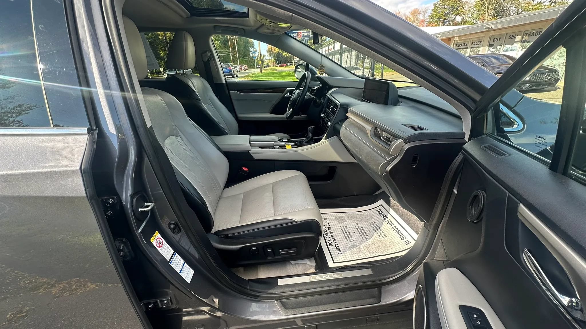 Used 2017 Lexus RX 350 AWD w/ Premium Package image 38