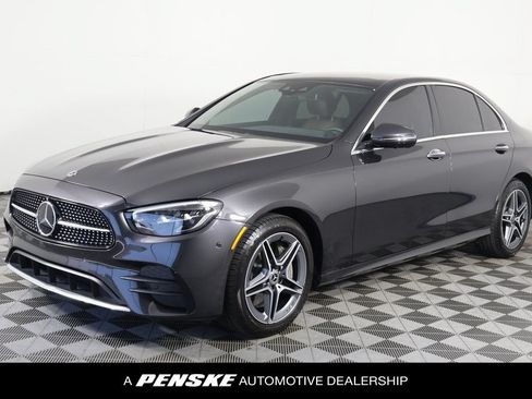 Used 2022 Mercedes-Benz E 450 4MATIC Sedan image 1