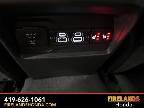 Used 2023 Jeep Grand Cherokee Limited image 32