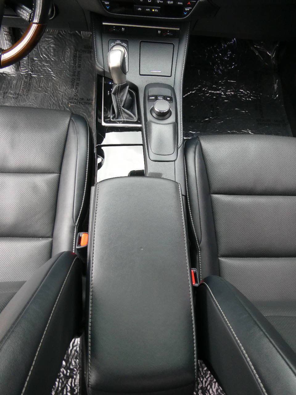Used 2016 Lexus ES 350 w/ Premium Package w/Wood Trim FWD image 22