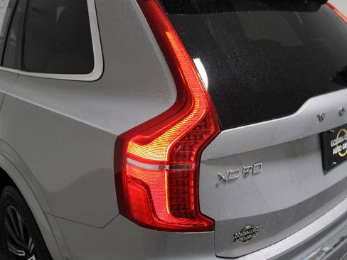 Used 2023 Volvo XC90 B5 Plus image 60