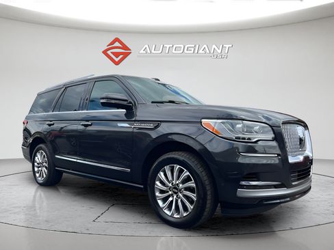 Used 2023 Lincoln Navigator 4WD image 12