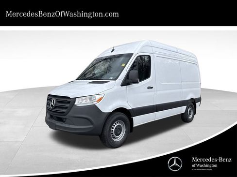 New 2025 Mercedes-Benz Sprinter 2500 image 1