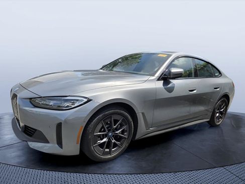 Certified 2023 BMW i4 eDrive40 RWD image 3