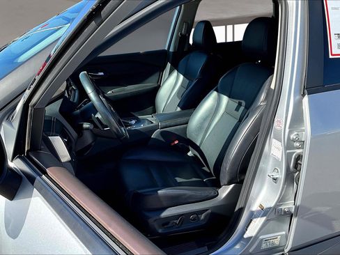 Used 2023 Nissan Rogue SV w/ SV Premium B Package image 26