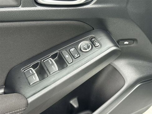 Certified 2025 Honda Civic LX image 24