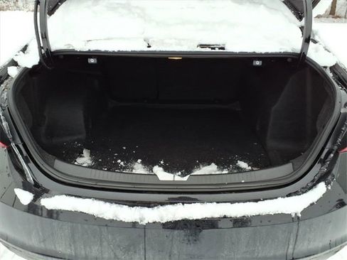 Used 2022 Chevrolet Malibu LT image 8