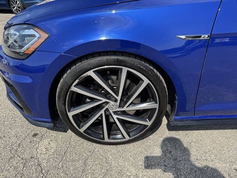 Used 2018 Volkswagen Golf 4-Door AWD/4WD image 8