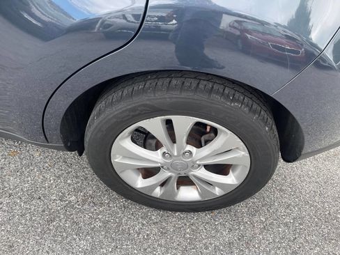 Used 2016 Kia Soul + FWD image 33
