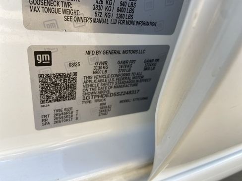 Used 2025 GMC Sierra 1500 SLT RWD image 34