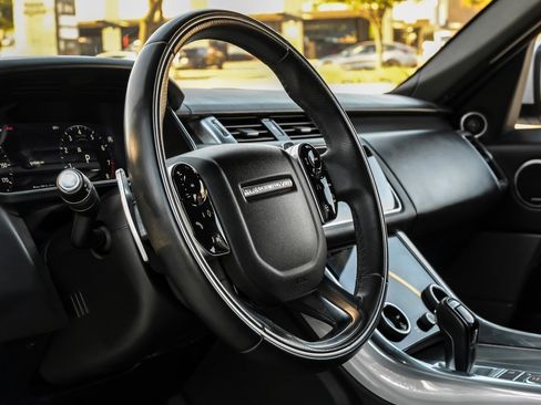 Used 2018 Land Rover Range Rover Sport Supercharged image 17