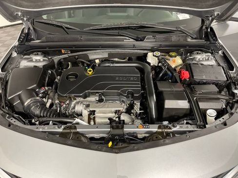 Used 2023 Chevrolet Malibu LT image 9