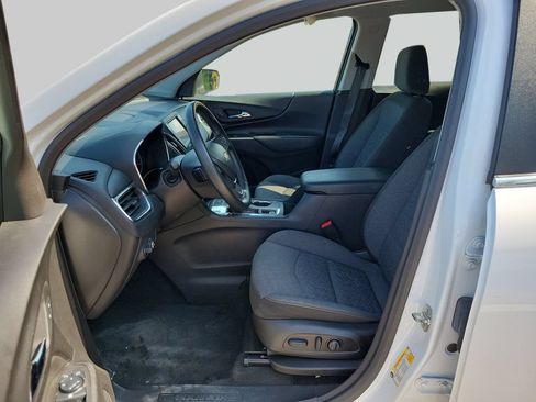 Used 2024 Chevrolet Equinox LT FWD image 25