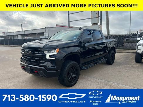 Used 2023 Chevrolet Silverado 1500 LT Trail Boss w/ LPO, Dark Essentials Package image 1