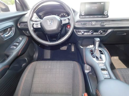 Used 2025 Honda HR-V Sport image 15