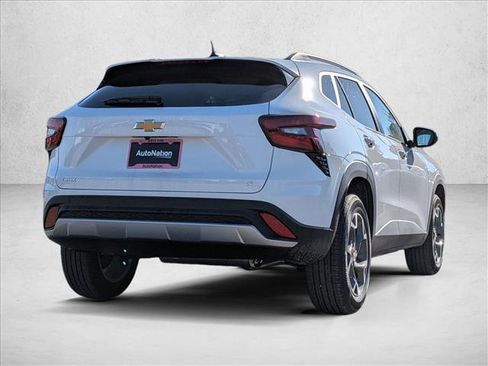 New 2026 Chevrolet Trax LT w/ Driver Confidence Package image 5