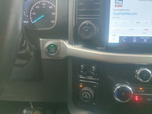 Certified 2022 Ford F150 XLT w/ Equipment Group 302A High image 26