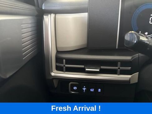 Used 2025 Hyundai Santa Fe SEL FWD image 10