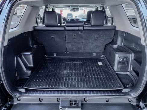Used 2020 Toyota 4Runner Venture image 19