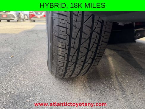 Certified 2025 Toyota RAV4 LE AWD/4WD image 33