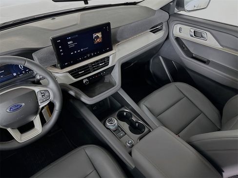 New 2026 Ford Explorer Active w/ Active Comfort Package image 25