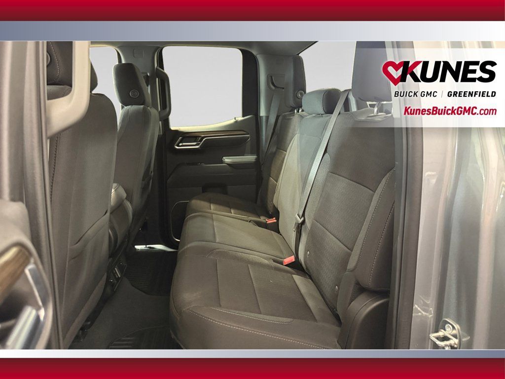 Used 2024 Chevrolet Silverado 1500 LT AWD/4WD image 34