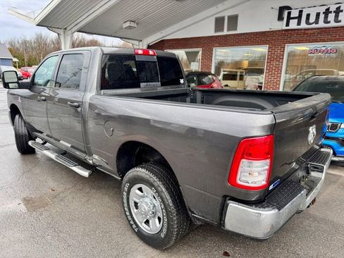 Used 2024 RAM 2500 Tradesman w/ Chrome Appearance Group AWD/4WD image 3