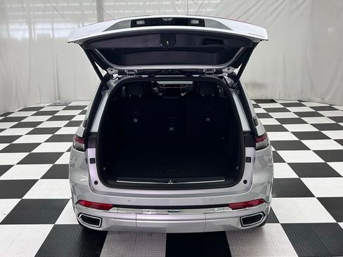 New 2025 Jeep Grand Cherokee Overland w/ Adv Protech Group III image 10