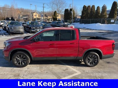 Used 2023 Honda Ridgeline Sport image 4