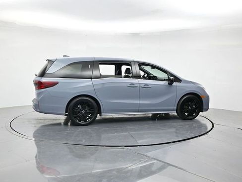 Used 2025 Honda Odyssey Sport-L image 2