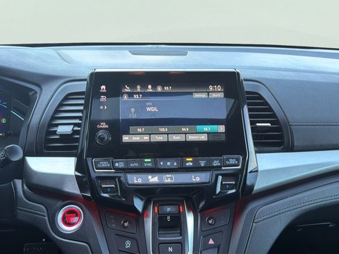 Used 2023 Honda Odyssey Sport image 13
