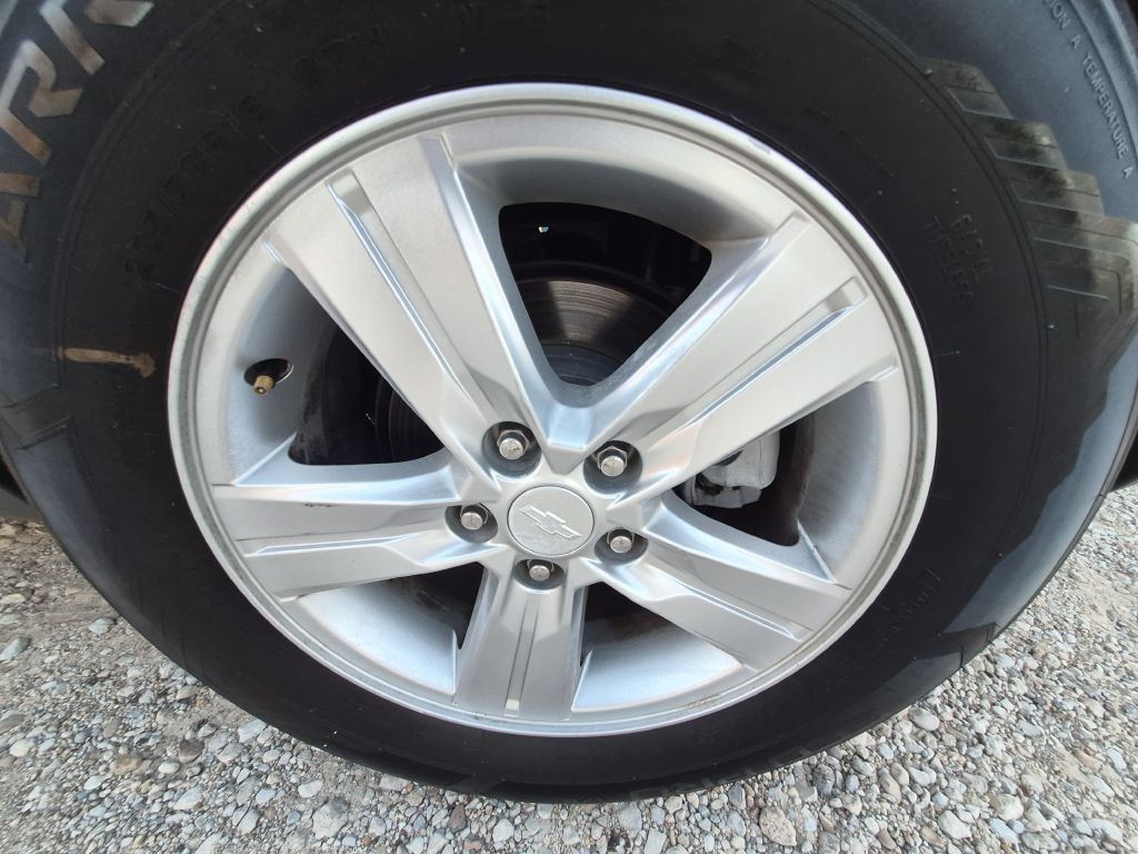 Used 2019 Chevrolet Trax LT w/ LT Convenience Package AWD/4WD image 24