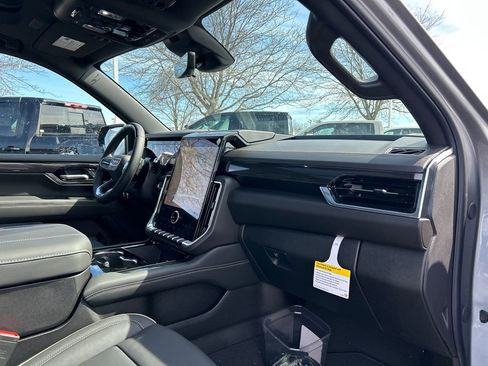 New 2026 GMC Yukon Elevation w/ Elevation Premium Package image 41