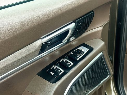 Used 2021 Kia Telluride SX w/ Towing Package image 18