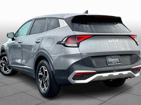 Used 2023 Kia Sportage LX image 11