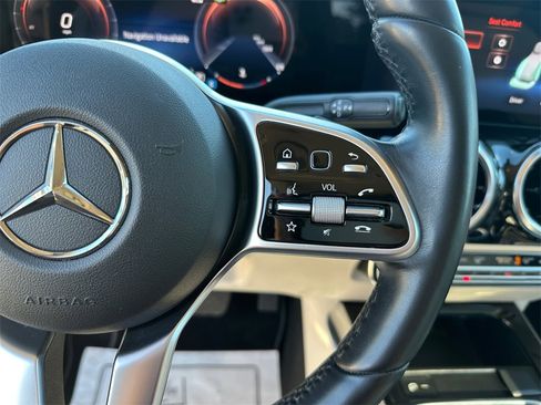 Used 2023 Mercedes-Benz GLA 250 4MATIC image 20