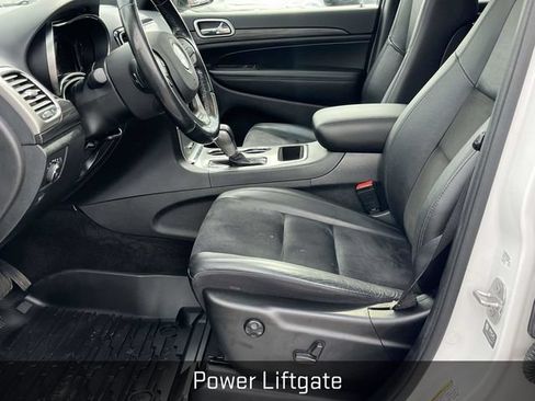 Used 2022 Jeep Grand Cherokee Laredo X AWD/4WD image 13
