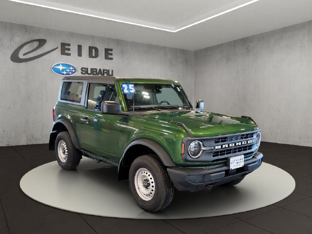 Used 2025 Ford Bronco 2-Door AWD/4WD image 1