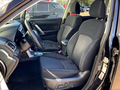 Used 2016 Subaru Forester 2.5i Premium image 6