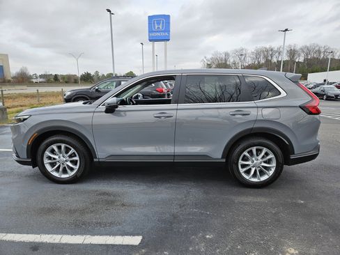 Used 2025 Honda CR-V EX-L image 4