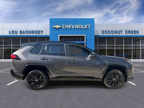 Used 2023 Toyota RAV4 XSE AWD/4WD image 9