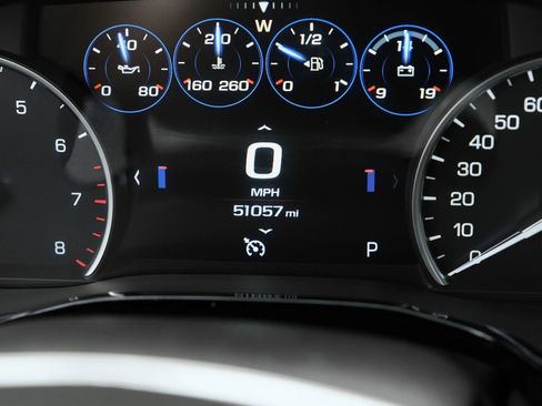 Used 2017 Cadillac XT5 Platinum AWD/4WD image 29