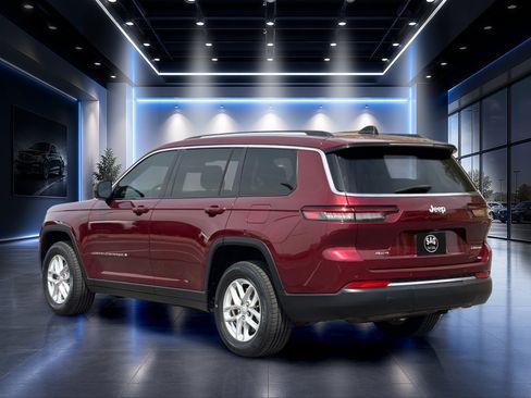 Used 2023 Jeep Grand Cherokee L Laredo w/ Trailer Tow Group (B) AWD/4WD image 7