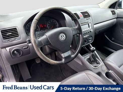 Used 2009 Volkswagen Jetta SE FWD image 10