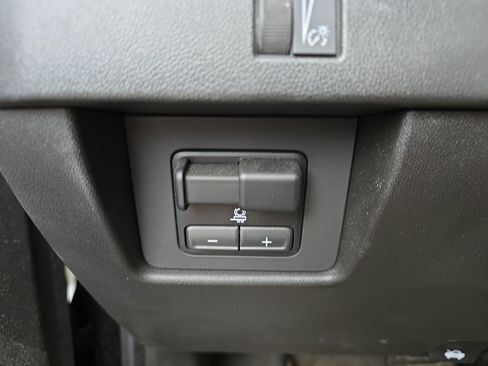 Used 2023 Chevrolet Colorado Trail Boss w/ Advanced Trailering Package AWD/4WD image 19