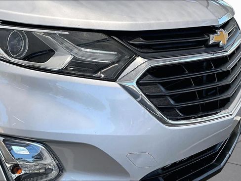 Used 2020 Chevrolet Equinox LT FWD image 29